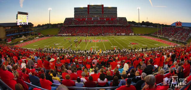 slim_reaper9's tweet image. Blessed to receive an offer from Arkansas State University  @kcef35 @AStateFB @AStateNation @CoachICOC @DBanks13 @CoachSethAdam3