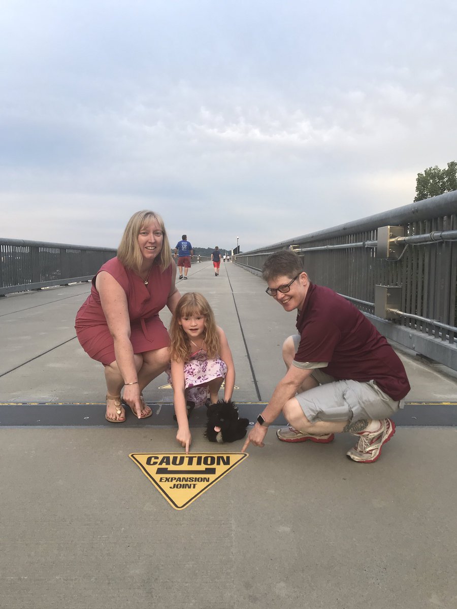 Investigating thermal expansion for a new #NYSSLS #NGSS lesson. Cool to find #phenomena everywhere you go! @cookie_barker <a href="/MrsPatelDame/">Sonal Patel-Dame</a> <a href="/3DScienceCafe/">North Country 3D Science Cafe</a> <a href="/STANYSorg/">STANYS</a> <a href="/NYSMTP/">NYS Master Teacher Program</a>  #howteachersreallyspendtheirsummer