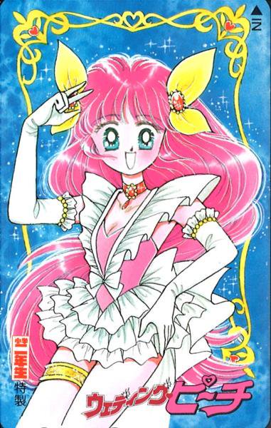 アニメとはまた違ったかわいい絵柄と初期コスチューム