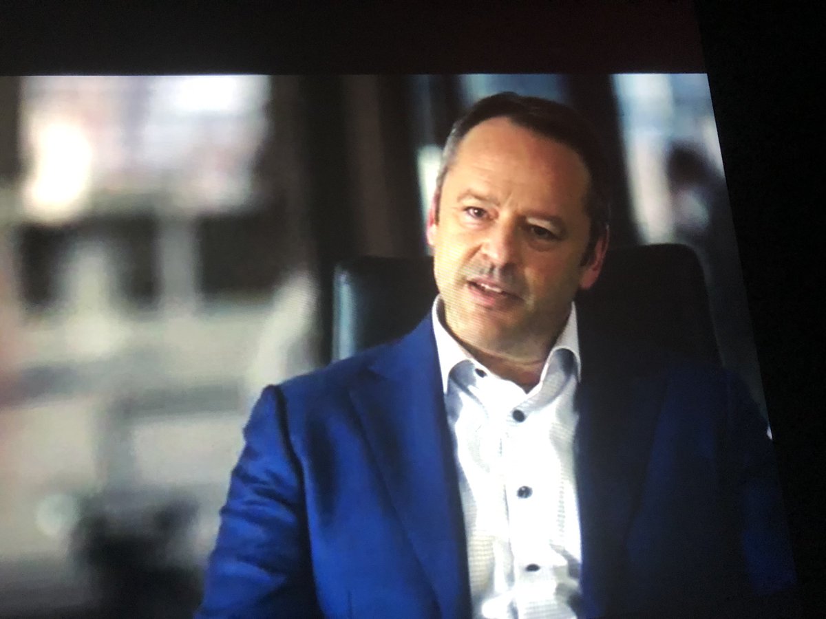 Sm_ils66's tweet photo. No waaaay !! Is that Gill Bellows aka Billy Thomas from Ally McBeal ? 😯
@Suits_USA #Suits #Suitors #SuitsS10 https://t.co/sPuAXI8NBt