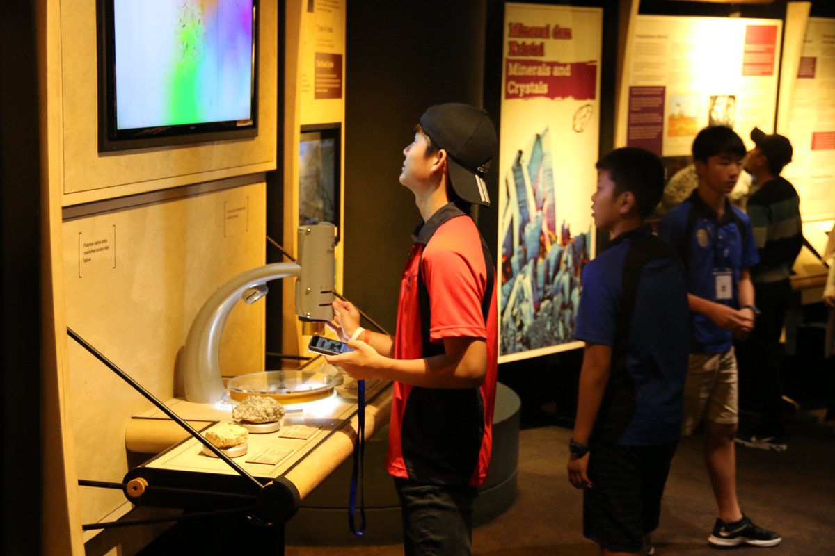 ECIMsummercamp's tweet photo. The children had an adventure, well sort of, at the Petrosains, The Discovery Centre yesterday... https://t.co/OEXiOZQnoA