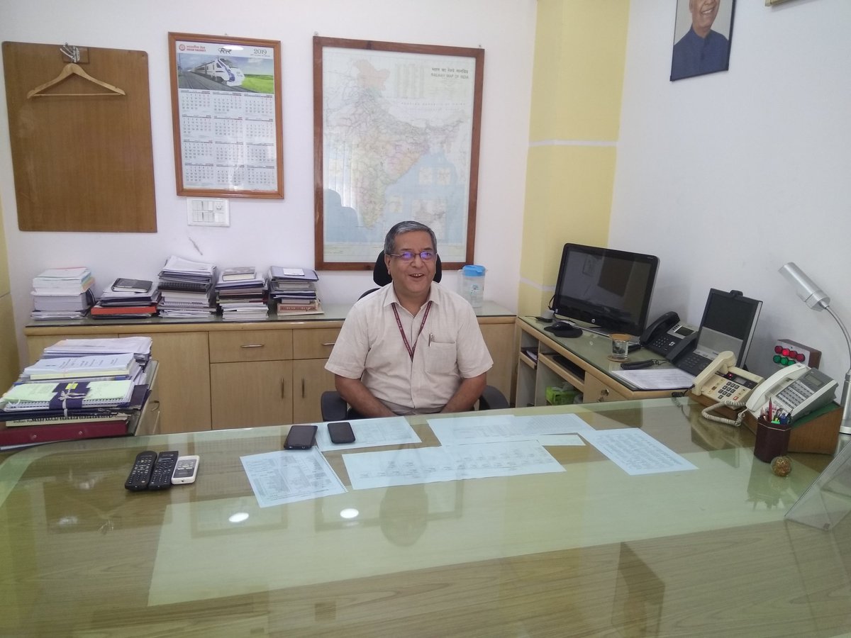 IrpsOfficers's tweet image. Shri Manoj Pande Sir takes over charge as MS...
Once again...
Congratulations !!!