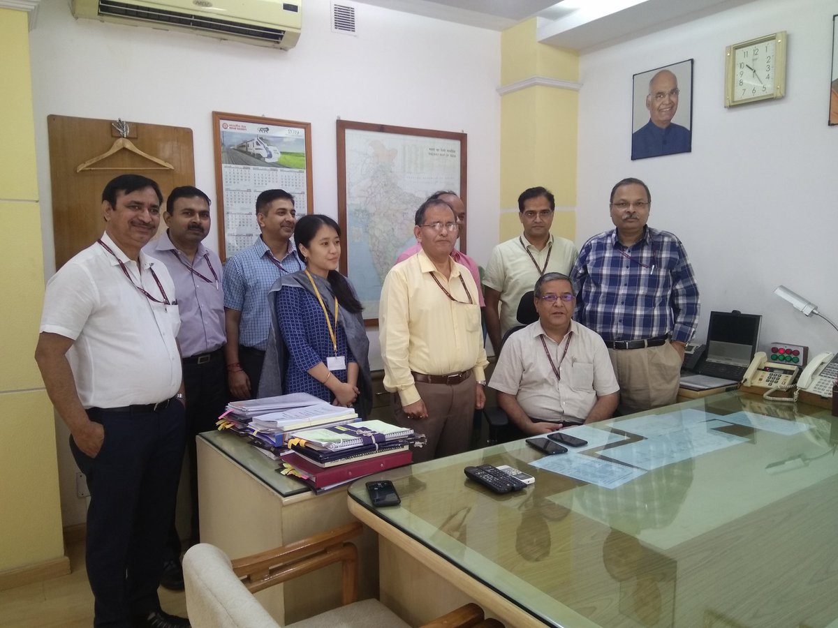 IrpsOfficers's tweet image. Shri Manoj Pande Sir takes over charge as MS...
Once again...
Congratulations !!!