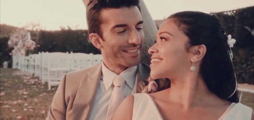 MyDogsAteMyBook's tweet photo. Mateo is the narrator. He’s telling the story of how his parents fell in love 😭 #Jafael was ALWAYS the story. 

#JaneTheVirgin 💞 https://t.co/3nr8gPVbYM