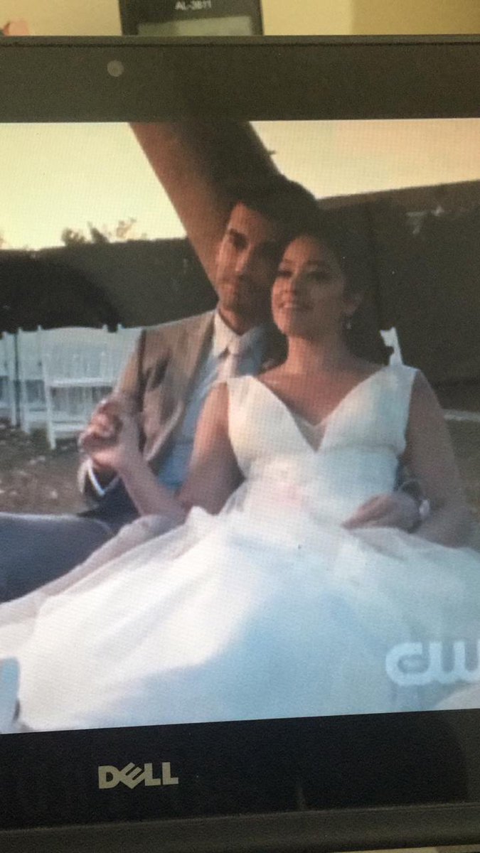 inessa590's tweet photo. Meu jafael juntos!!!!#JaneTheVirgin https://t.co/droxjH3L8Q