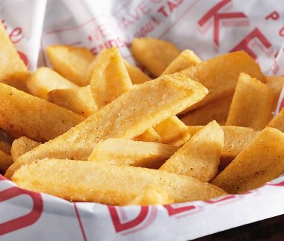 RedRobinRacing's tweet photo. HUNGRY?
Stop into #RedRobinLVRG on your way to @WilliamsGrove and enjoy some #gourmetburgers, #bottomlessfries & #freckledlemonade 🏁🏁 https://t.co/TnSFBNlUCr