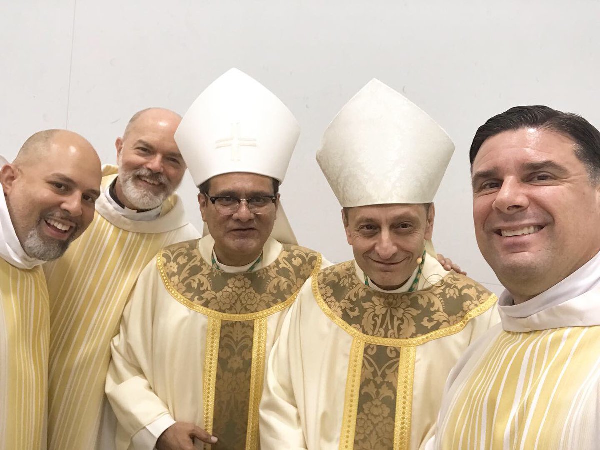 FatherCapo's tweet image. The #VoiceandVision Summit has begun! Please pray for all of us at this National Summit on Ministries with Young People, gathering academic/ pastoral leaders centered around Pope Francis’ vision for ministry with youth/young adults in the US. #NationalDialogue