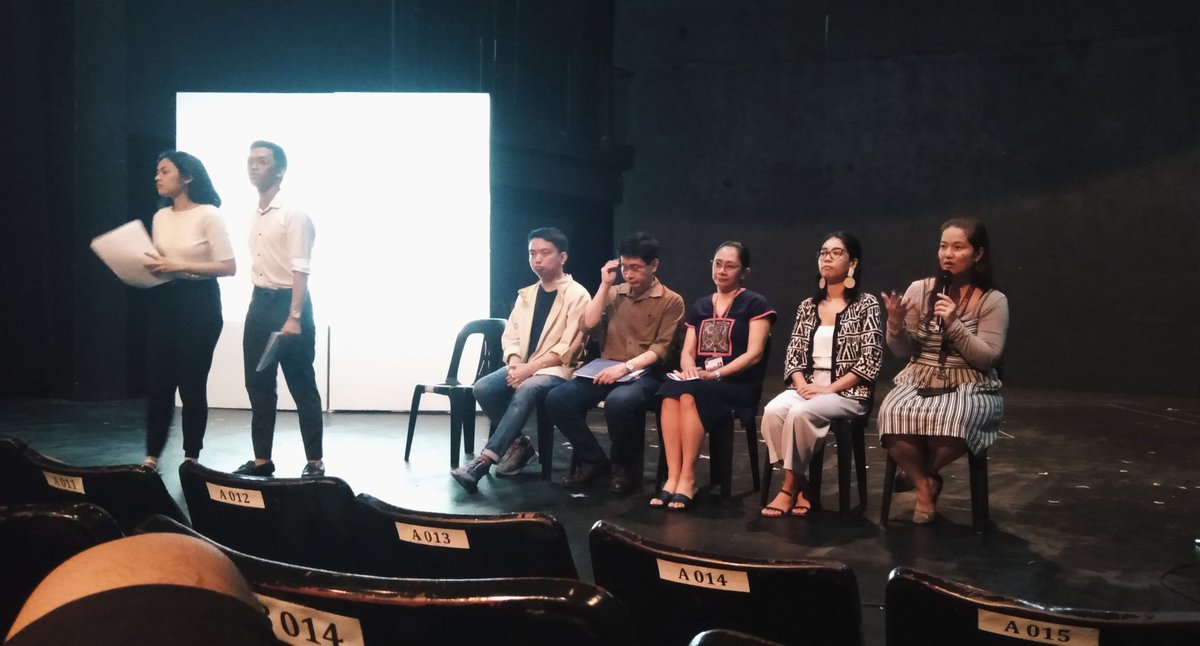 updkalasag's tweet photo. KASALUKUYAN: Nagkakaroon ng question and answer portion sa Wilfrido Guerrero Theater sa pagitan ng CAL admin at mga bagong Artista ng Bayan.

#KALahi
#CALNeedsSpace
#TanggolWikaAtBayan
#FreshieFight
#FreeEducNow https://t.co/Fgx9E8wYVY