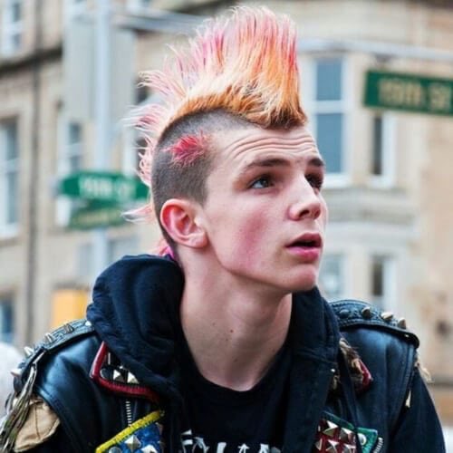 KevinWheeler94's tweet photo. Oh...tomorrow is Blue Mohawk day!
Going to @ReedLow34 โs place, Heritage Salon & Spa right after the show! I can tell you, my wife is SUPER THRILLED! Hahahaha.
https://t.co/m1GUkcG2w7
IG: https://t.co/4TDxhHmM9b.spa
Which one do you guys like? Iโm thinking #4...but blue https://t.co/j8BNze9lU7