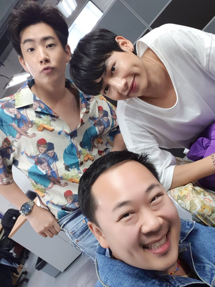SocietyTopping's tweet photo. มาให้กำลังใจ ✌🏻✌🏻✌🏻✌🏻 สู้ๆน้าาา  
#FUNTASTICBABII 
#OFFGUN 
#GMMTV https://t.co/4rpGzK7Bs8