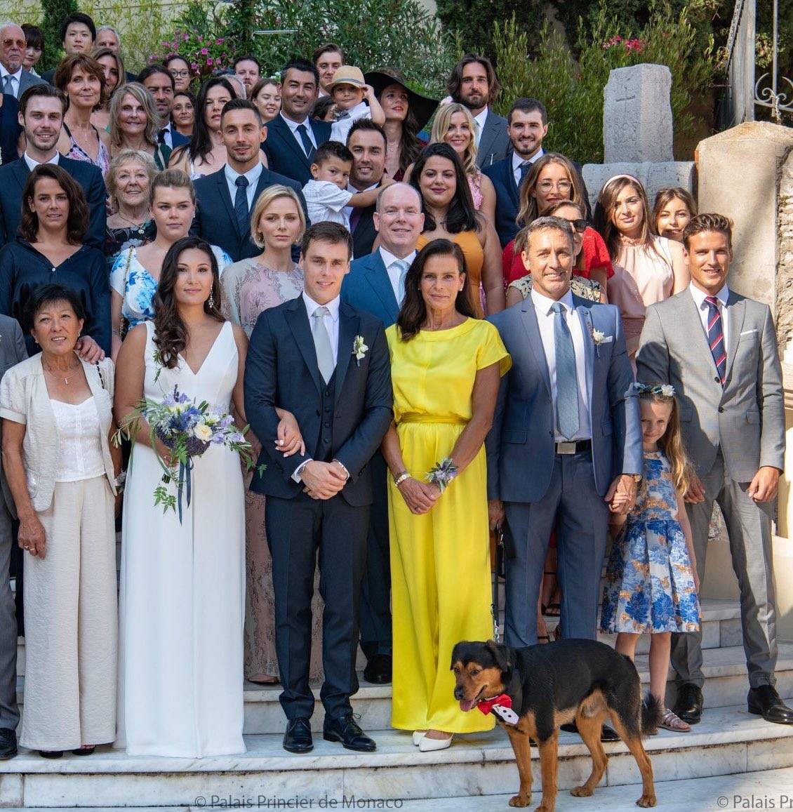 BODA RELIGIOSA DE LOUIS DUCRUET Y MARIE CHEVALLIER EN MÓNACO - Página 2 EA32xQLWkAAIvwn