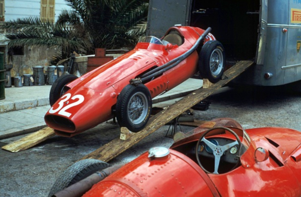 DB @ sb:mktg (@sbmktg) on Twitter photo Racing the way it used to be. #TransporterThursday #MotorRacing #TBT <a href="/ItaliAuto/">Belles Italiennes</a> Racing the way it used to be. #TransporterThursday #MotorRacing #TBT <a href="/ItaliAuto/">Belles Italiennes</a>