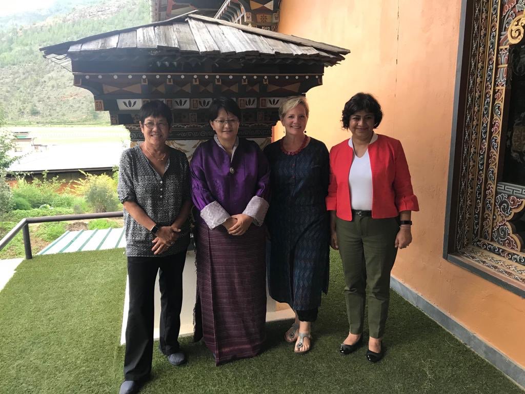 Fabulous risk communication participation at the highest level for introduction of flu vaccine in Bhutan. The Minister of Health, Dr Dechen Wangmo, dropped in to show her support. #riskcommunication #influenza ⁦@WHO⁩ ⁦@MoHBhutan⁩