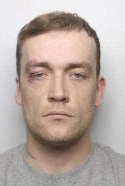 syptweet's tweet photo. A #Doncaster man has been jailed for drugs offences, after he was caught with some in his possession by our #OpFortify team. Read more here - https://t.co/dh1HAlizLb https://t.co/yaUAu34rPe