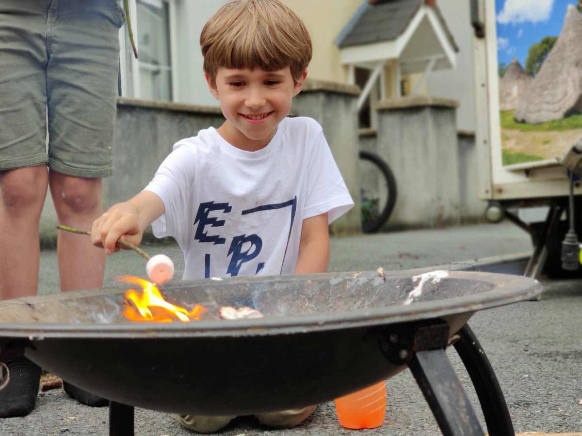 Thank you to the community of Bro Waldo, Clunderwen who welcomed Dot.e and the team to the <a href="/atebGroup/">ateb Group</a> fun day. Had a fab time!