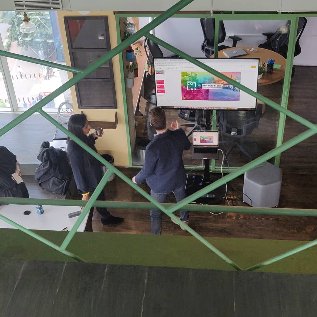 sidagarwal04's tweet photo. Time to put on our user hat!  😎🎩
Here at amazing NBU Studio space with @ideocolab for research on bringing digital financial services to rural India! @bhiveworkspace #financialliteracy #buildingforruralindia #buildingfornextbillionusers #digitalconfidence #lastmilemoney https://t.co/IqtPVCoRzj