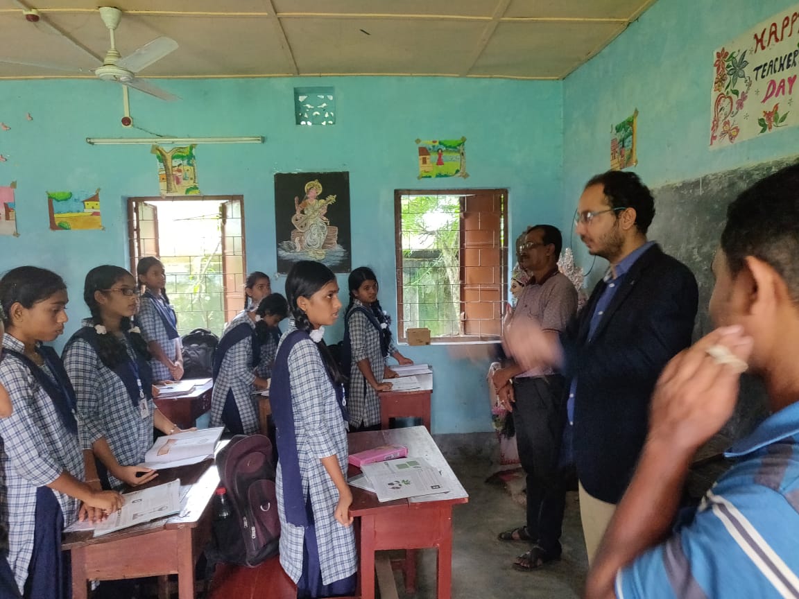 EmpowerU_in's tweet image. #ImprovingQualityofEducationinGovernmentSchools
#EmpowerU #smart_solution #Smart_School #technology