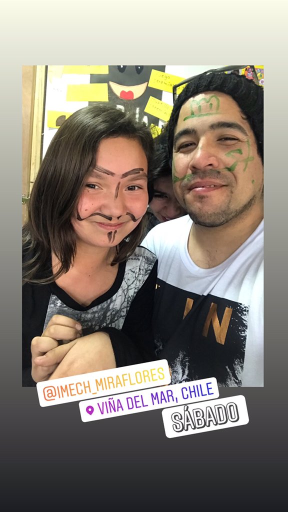 pipenhoignacio's tweet image. Que bien que se pasa en la #Imech #AvanzaMiraflores en #ViñaDelMar .. con el reto de los 5 segundos para rayar la cara del otro !!