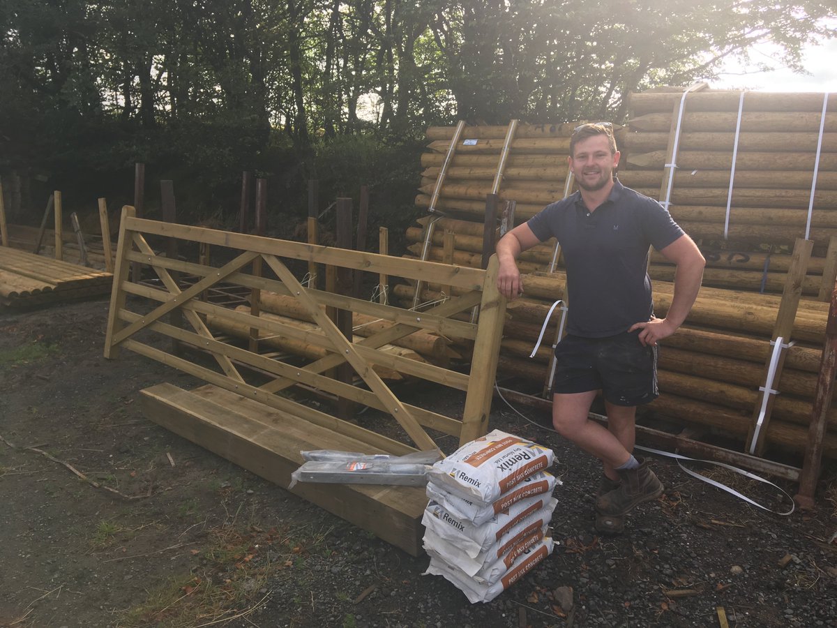 Last month our photo competition winner, Chris found his gateway to happiness, find out who will be energised by winning this month's competition! Results coming soon...
#photocompetition #myruralview