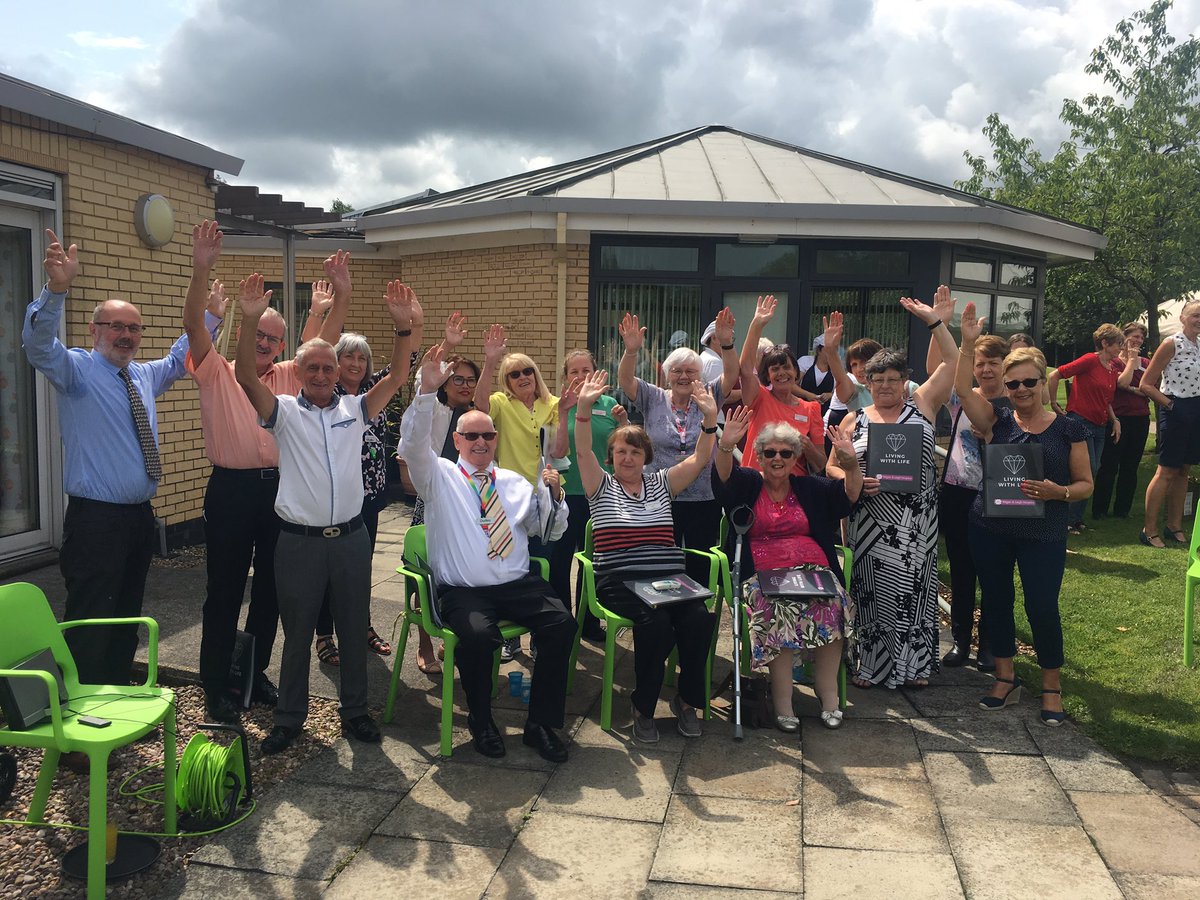 LivingWithLife3's tweet image. Wonderful afternoon surprising a fabulous lady who retired from the Hospice yesterday after 22 years (I think) ... when you talk to staff, volunteers so many have been there decades! Our Hospice choir sung THIS IS ME and nailed it, all ready for the Garden Party on Sat! 12.30pm.