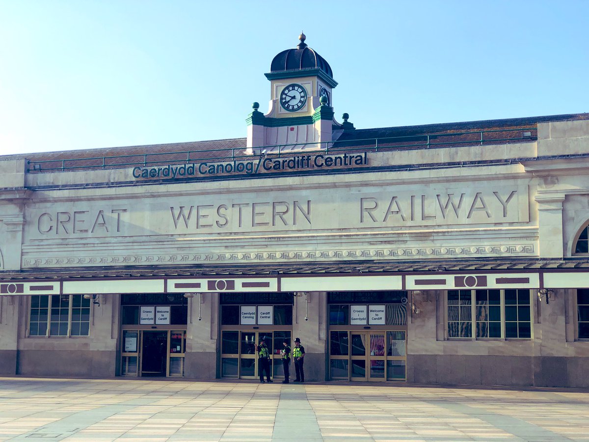 Bore da. Beautiful day. The journey to <a href="/eisteddfod/">eisteddfod</a> 2019 begins here. See you in Llanrwst if you’re heading up this year. Looking forward to seeing my <a href="/BBCWales/">BBC Wales 🏴󠁧󠁢󠁷󠁬󠁳󠁿</a> colleagues there. A day with <a href="/BBCSport/">BBC Sport</a> <a href="/MediaCityUK/">MediaCityUK</a> before that today #Eisteddfod #Llanrwst