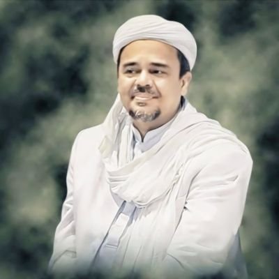 Intruksi Ustadz @haikal_hassan 
Mengupload foto HRS

Ada yang berani RETWEET 🙂