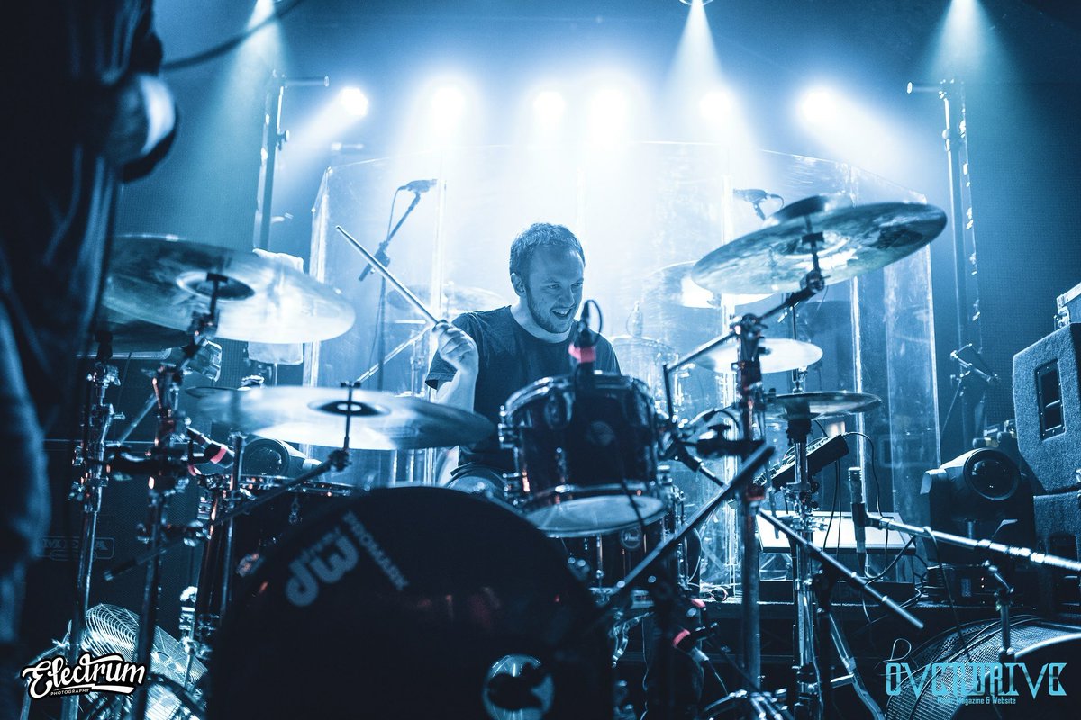 Tomorrow night! Join us at <a href="/SookiLounge/">Sooki Lounge</a> for Progmania with <a href="/listentocircles/">Circles</a>