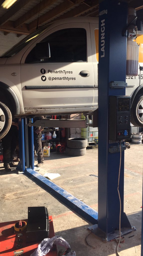 Introducing our new 2 post ramp 🙌 Perfect for brake, exhaust, servicing and many more jobs so please bear us in mind if your car needs new parts or servicing! #morethanjusttyres #penarth #dinaspowys #cardiff