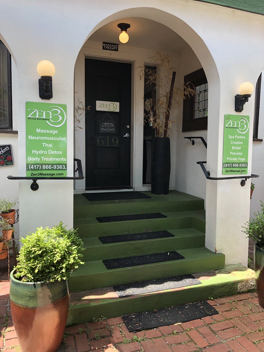 SGF_Localliving's tweet photo. @Zen3SpaMO is your personal space for health and wellness. Schedule your massage or spa treatments today or come for one of their yoga classes! Leave with a renewed mind, body, and spirit on a journey to wellness. #DrurySMS #sgflocalliving #LoveSpringfield #yogalife #spa https://t.co/7vQp2ChPZ1