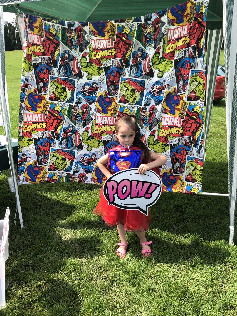 What a brilliant #superhero picnic in the park with @derby_parks at #darleypark so much to do for the children face painting arts & crafts bonus that my youngest won one of the best dressed superheroes @BlueCrossEdu #derbypark @DerbyCC @RainbowsHospice @treetopshospice