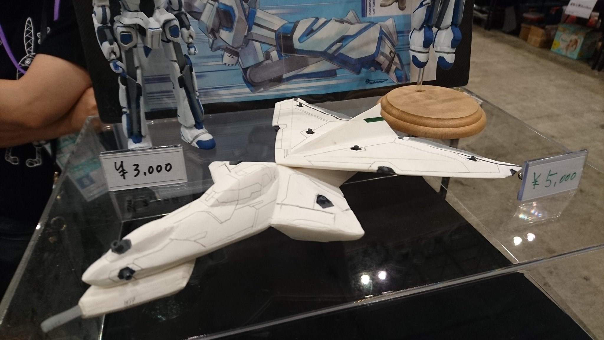 鵺 ワンフェス写真続き Tomoprepa Amp B Konno さんの 宇宙海兵隊ギガース から新作mig 103bisズヴェズダとギガース どちらも1 72スケール 多分ズヴェズダは今回購入物で一番大きくて重い ギガースが全高15センチ そして部品点数は全3パーツという 鵺 ワンフェス写真続き Tomoprepa Amp B Konno さんの 宇宙海兵隊ギガース から新作mig 103bisズヴェズダとギガース どちらも1 72スケール 多分ズヴェズダは今回購入物で一番大きくて重い ギガースが全高15センチ そして部品点数は全3パーツという