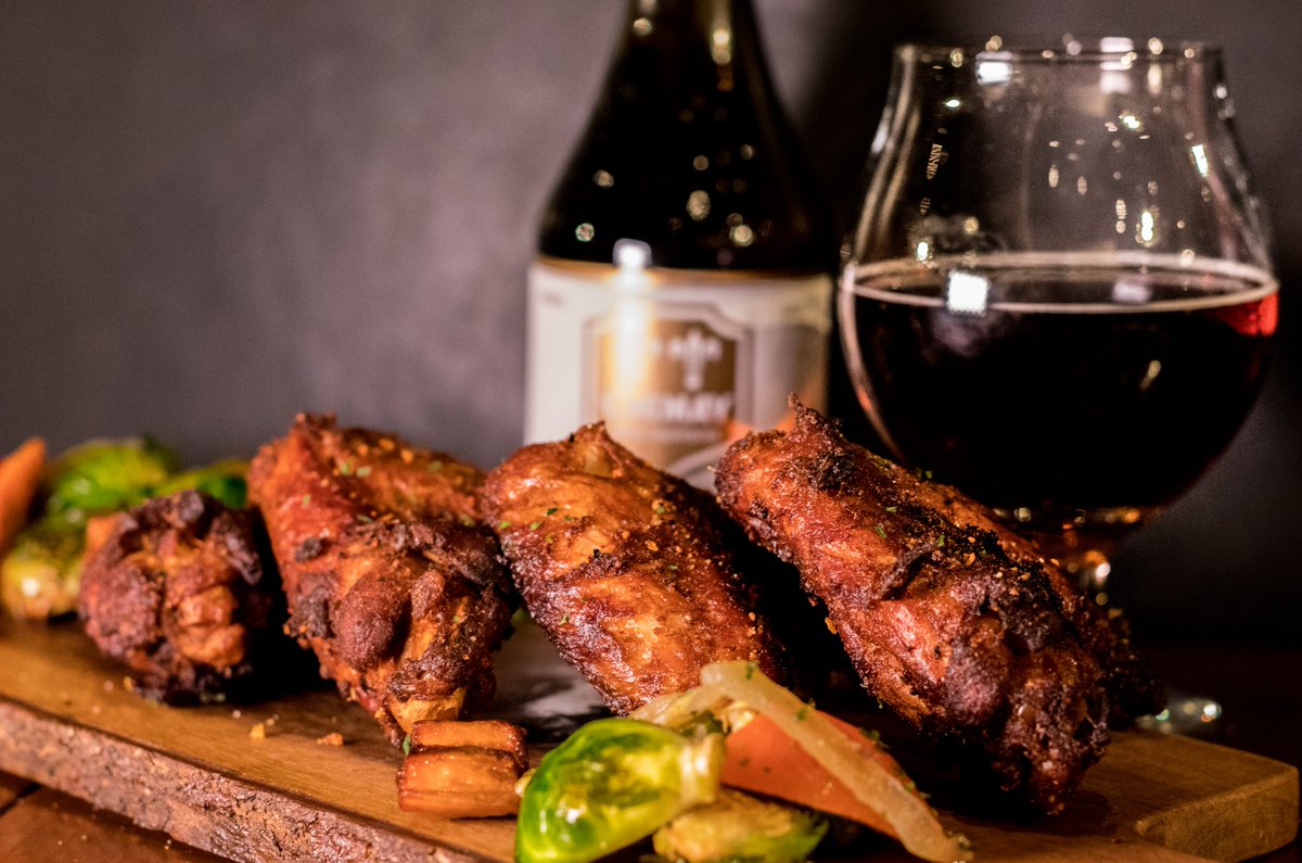 Zeppelinhall's tweet photo. “You don’t need a silver fork to eat good food.” -Paul Prudhomme

#zeppelinhall #jerseycity #biergarten #meatlovers #jceats https://t.co/siJFpoZ98f