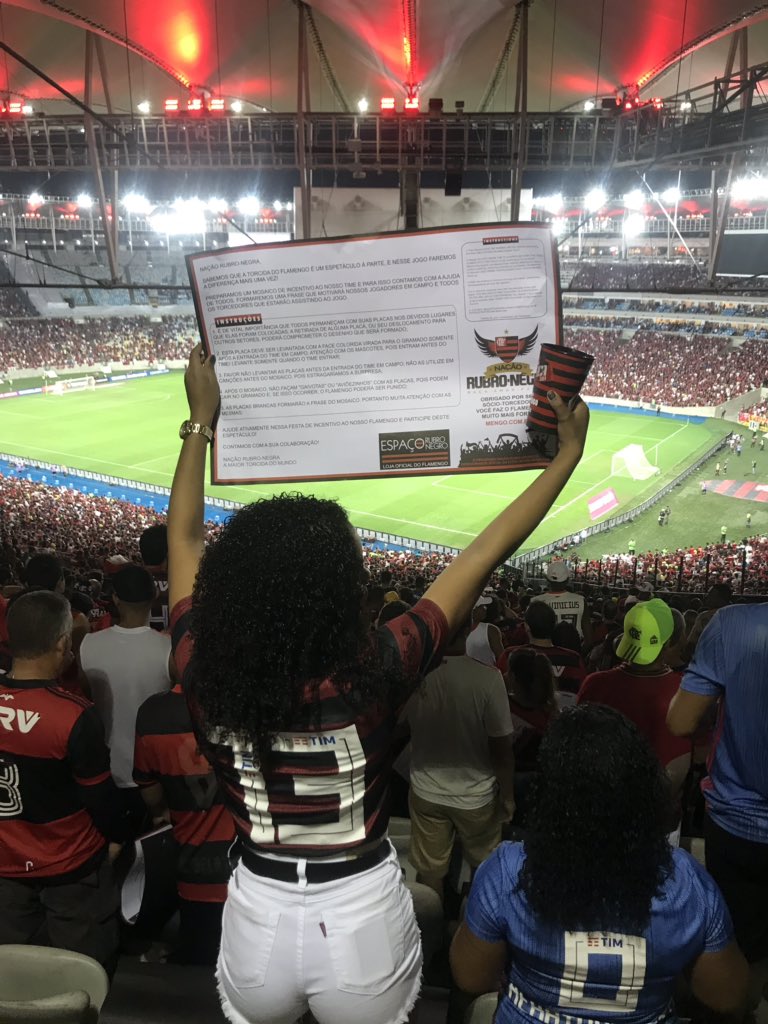 morenaam_'s tweet image. #Juntosatéofinal #ConteComigoMengão ❤️🖤