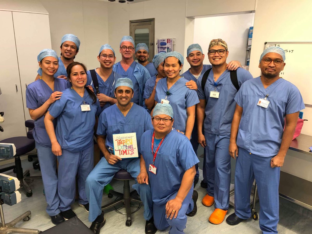 BillFawcett's tweet photo. Good luck and farewell to Guru Sisodia  as he leaves @OurRSFamily to take up a substantive consultant orthopaedic post in Manchester. We shall miss your kind and gentle manner.. @RoyalSurrey https://t.co/0DK1VSBPwH