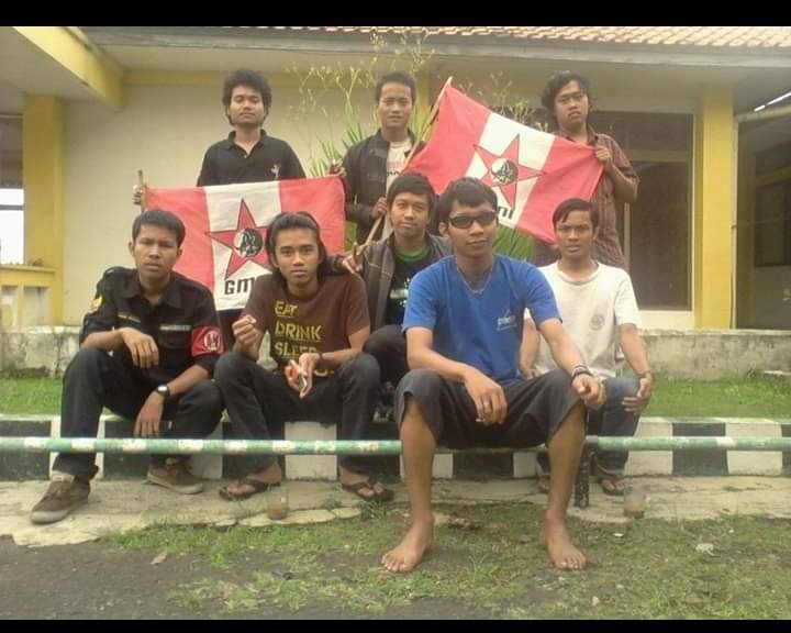 webpenjual's tweet photo. #SetorFoto  #gmnipurwakarta
Ktd 2011 Bandung
#gmni https://t.co/4u8Efyu3mq
