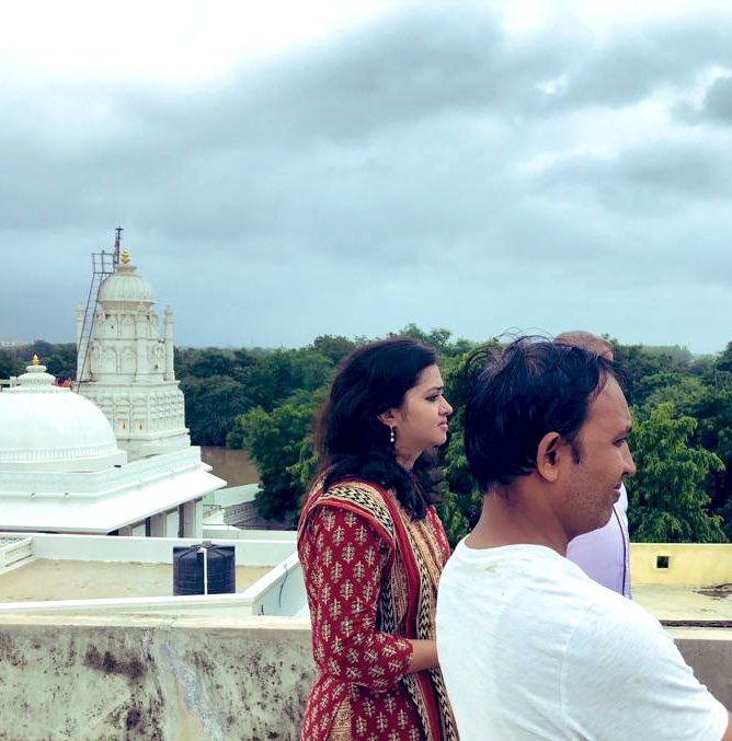 MaitriSisodia's tweet photo. Took stock of the situation in Bil and Chapad, among the heavily affected villages in Vadodara rural block. 

Instructed the village staff &amp; residents to be cautious and safe. Arrangements are in place in case further evacuation is needed. 
#VadodaraRains https://t.co/4D6wmN4Qsx