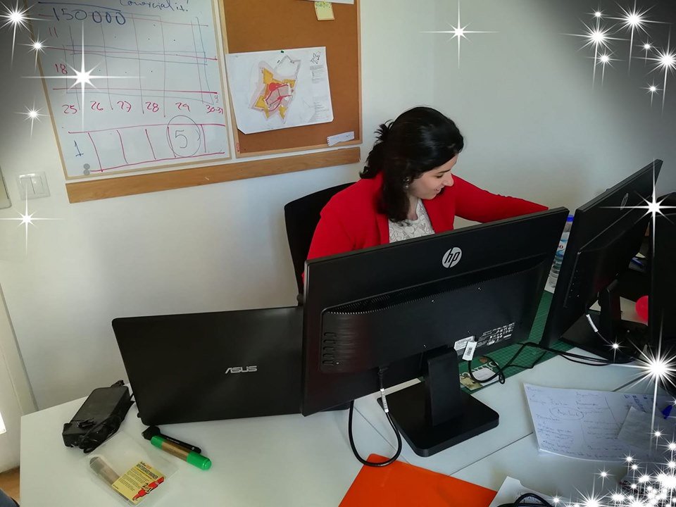 StudioModelling's tweet photo. We are really happy to have in our team Camila Oliveira!! Managing 3 screens at the same time is just one of many capacities our new #teammate have!!! 😁😁🎉🎉 #welcome #Camilarock https://t.co/DzaZsvhI6S
