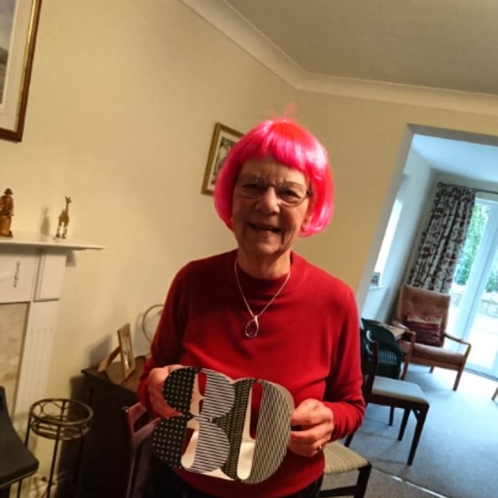 _Janet_'s tweet photo. My son (24) is taking my Mum (82) shopping on Saturday so she can buy a new tablet, as her old one is out of storage space. She's more technologically aware than some people I know who are half her age! ππ ππ #technomum! https://t.co/lPiS6fgp4g