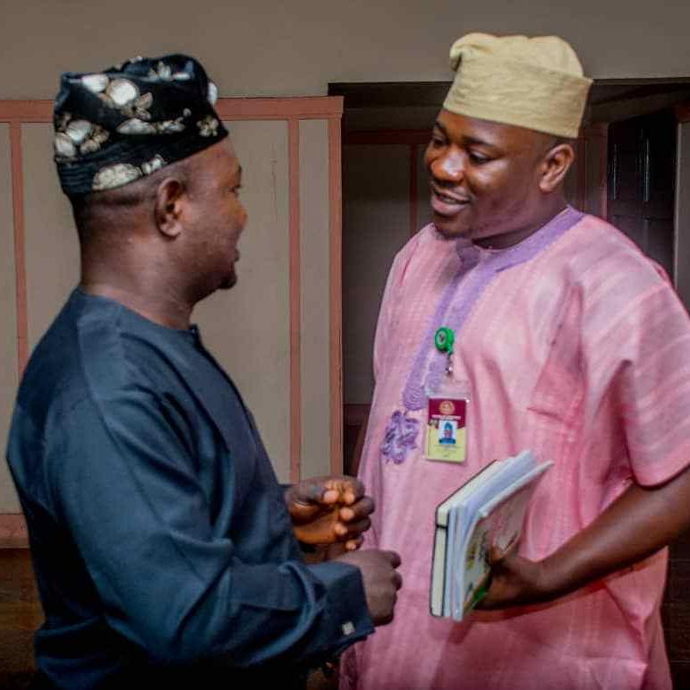 Hon. Olasunkanmi Samson Babalola OYHA (SunkyOYHA_2019) Twitter