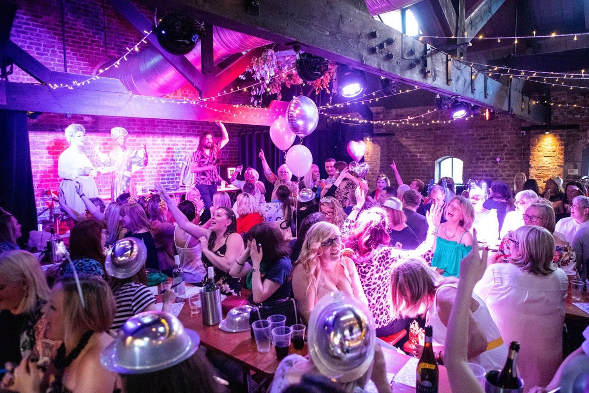 bondedwarehouse's tweet photo. #Sunderland are you ready for @RevolutionBingo π¦π¦
Thatβs right, the #Bingo fun is back in our warehouse this Friday!
You can laugh and dance all night, play bingo and win awesome prizes!
Be part of the #BingoRevolution!π
Grab your tickets NOW-> https://t.co/8QIhWQpvov https://t.co/0ruQGbX2GR