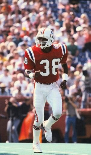 We've got Roland James days left until the  #Patriots opener!A first round pick in 1980, James played 11 NFL seasons, all with the Pats. He had 29 INTs and 5 sacks in 145 gamesMaybe his most notable INT: In 1982, he picked off Miami's David Woody to end the Snow Plow Game
