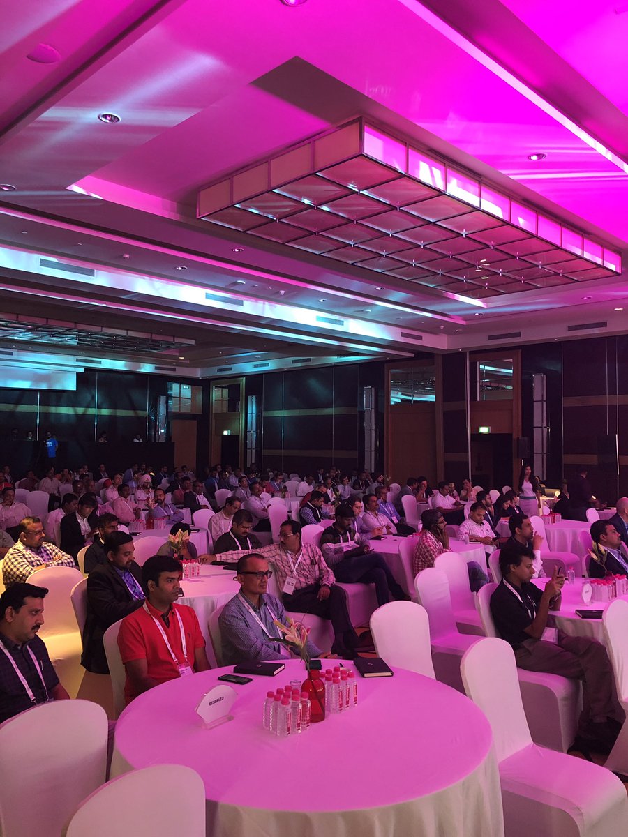 srihari_g's tweet image. Kicking off #hpemotb in Jaipur to a thunderous opening! 180 + customers, partners and industry stalwarts!