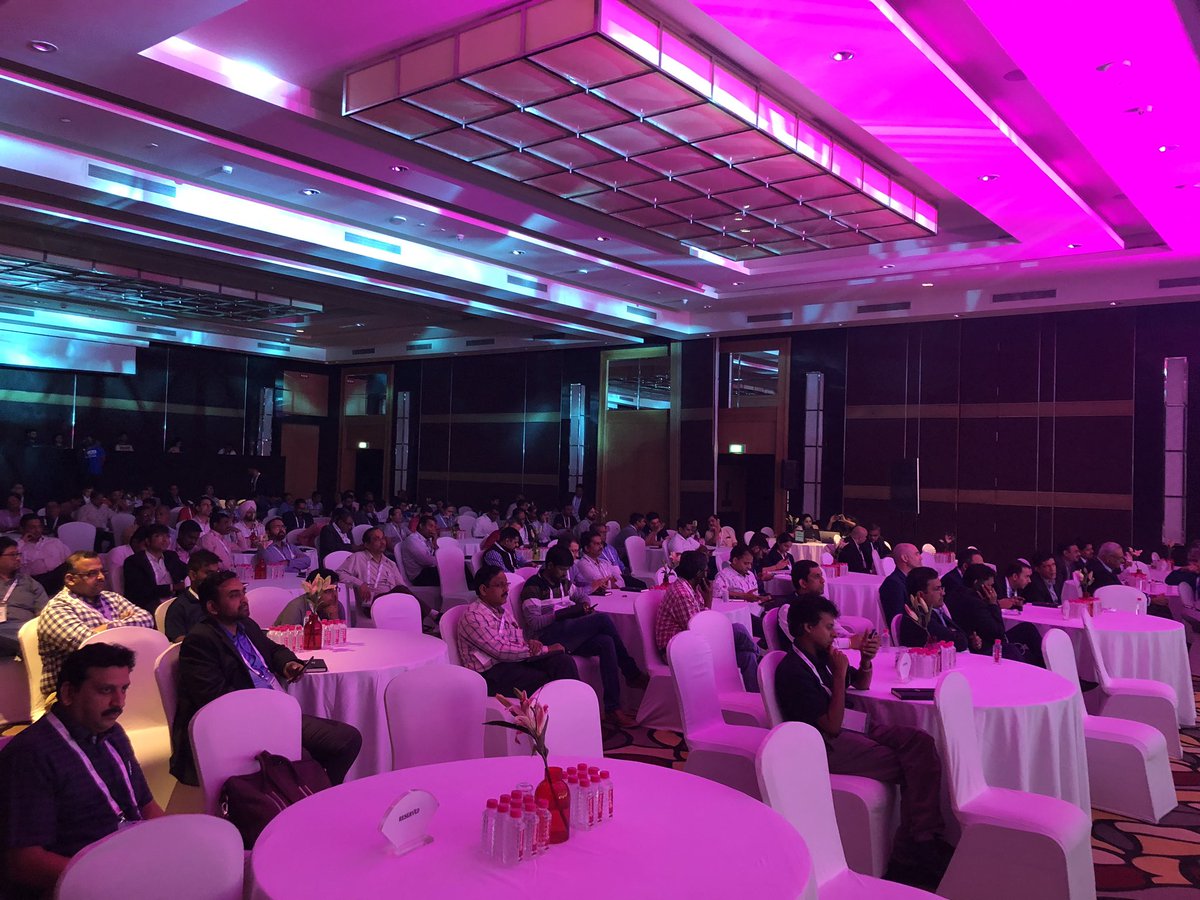 srihari_g's tweet image. Kicking off #hpemotb in Jaipur to a thunderous opening! 180 + customers, partners and industry stalwarts!
