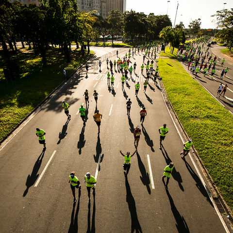 Correr no Rio é ter como companhia o sol, a natureza e a inspiração de ir mais longe. - #SouMaratonaDoRio
