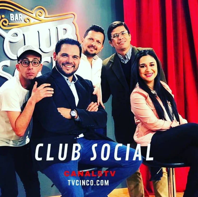 rsudamericana's tweet photo. Esta noche no te pierdas #ClubSocial📺 por #CANAL5TV  por la señal 5 de aire y 22 de #Gigared.
NO TE PIERDAS, ESTA NOCHE, DESDE LAS 21, Club Social!
@altamiranogusti @ddaniromero  @GracielaBonett  @LuisMoulin #FacundoCoronel https://t.co/xAnpAFfNV8