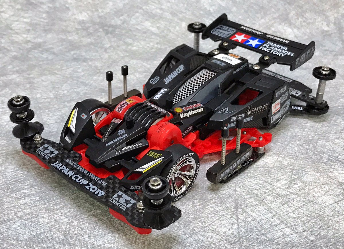 【公式対応】ミニ四駆 完成品 FM-A サイクロンマグナム フルカウルミニ四駆30周年記念！ミニ四駆「サイクロンマグナム ポリカ