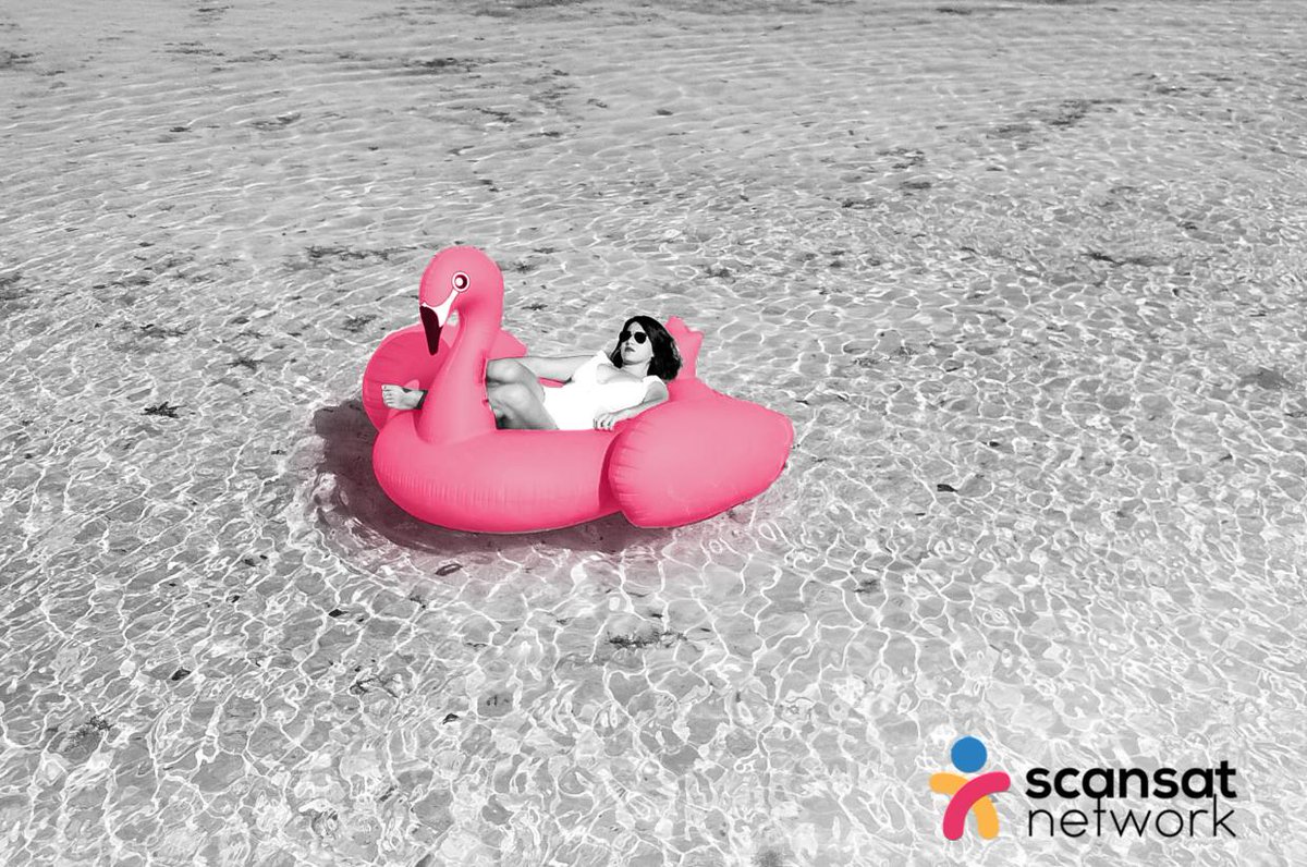 ScanSatNetwork's tweet image. Ha llegado el verano, y ha llegado caluroso 🔥.
Tocan dias largos en el mar para refrescarse 🌊 y que mejor que saber que cuando llegas a casa tienes tu fibra óptica y tu internet para descansar en el sofa. 😃
*
*
#Torrevieja #playa #mar #agua #verano #calor