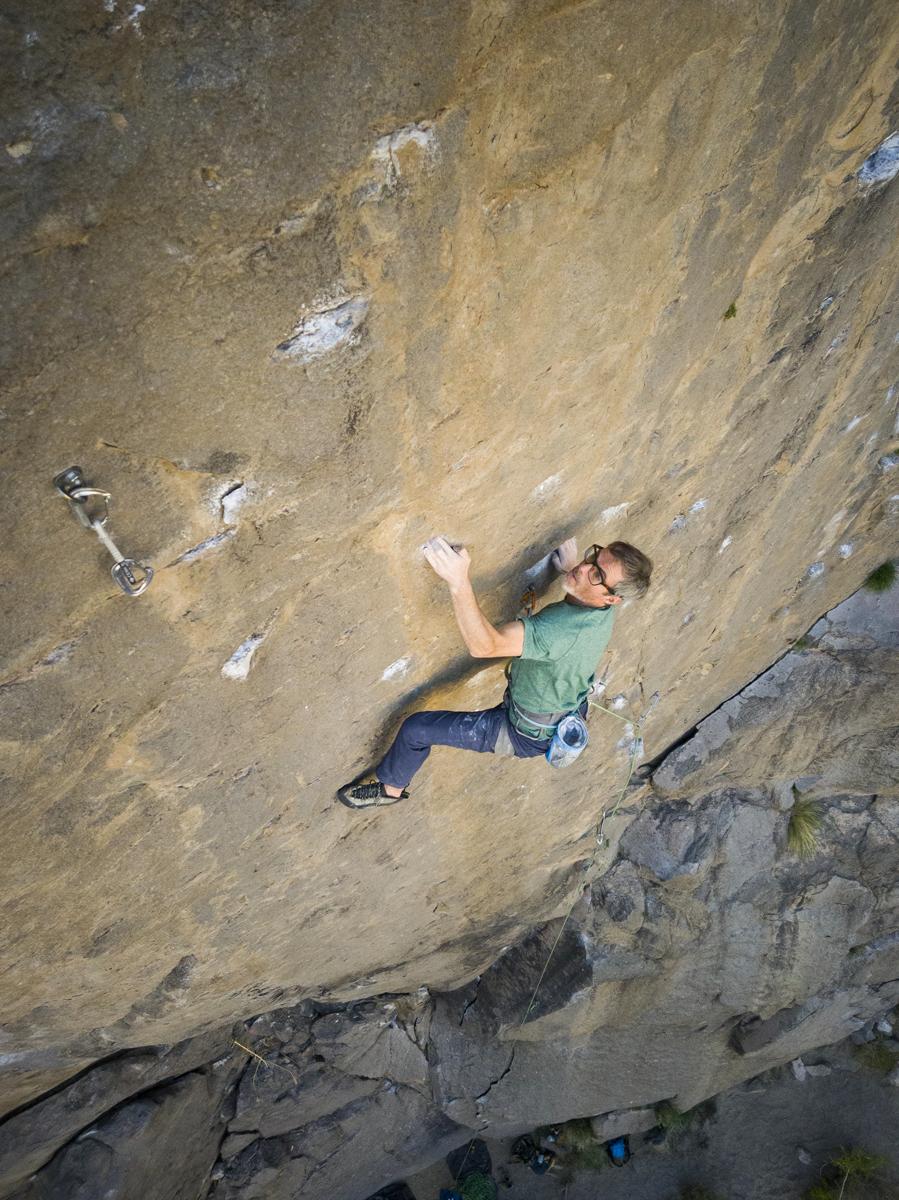 oneplus_fr's tweet image. Andy Bardon de chez @NatGeo: "Un objectif grand-angle permet de voir toute l'action sans distorsion, et les capacités en basse lumière du #OnePlus7Pro me permettent de prendre les ombres et d'avoir toujours une photo de parfaite qualité." #OnePlusGoExplore