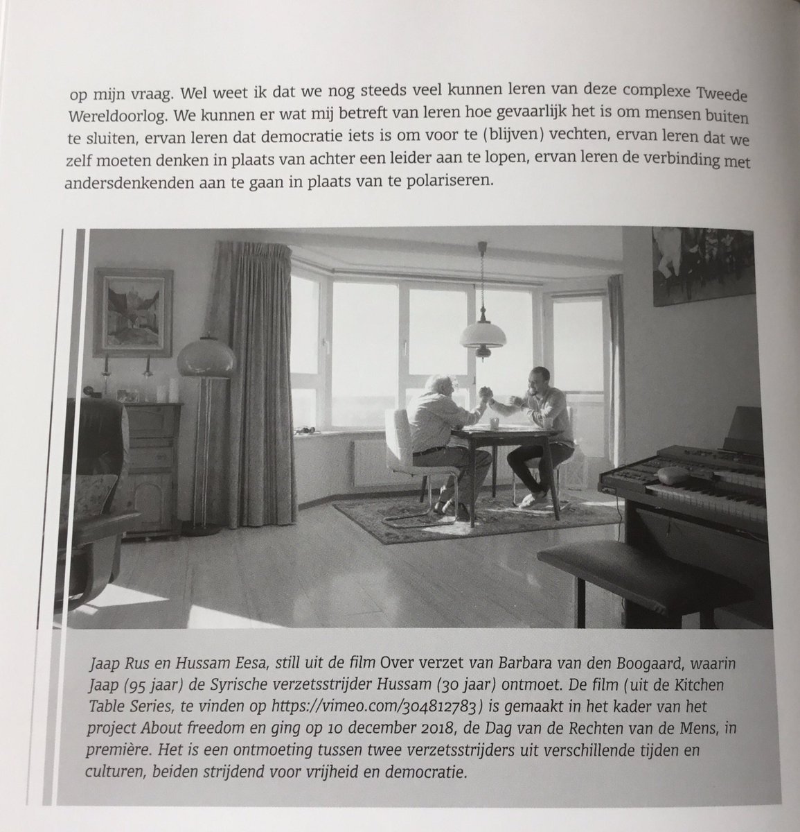 Vandaag de laatste pagina over Zeeuwse verzetsstrijders van Carla Rus ‘Breekbare helden’ gelezen. Mooie slotzin op een dag als vandaag “We kunnen er wat mij betreft van leren hoe gevaarlijk het is om mensen buiten te sluiten” #boerkaverbod