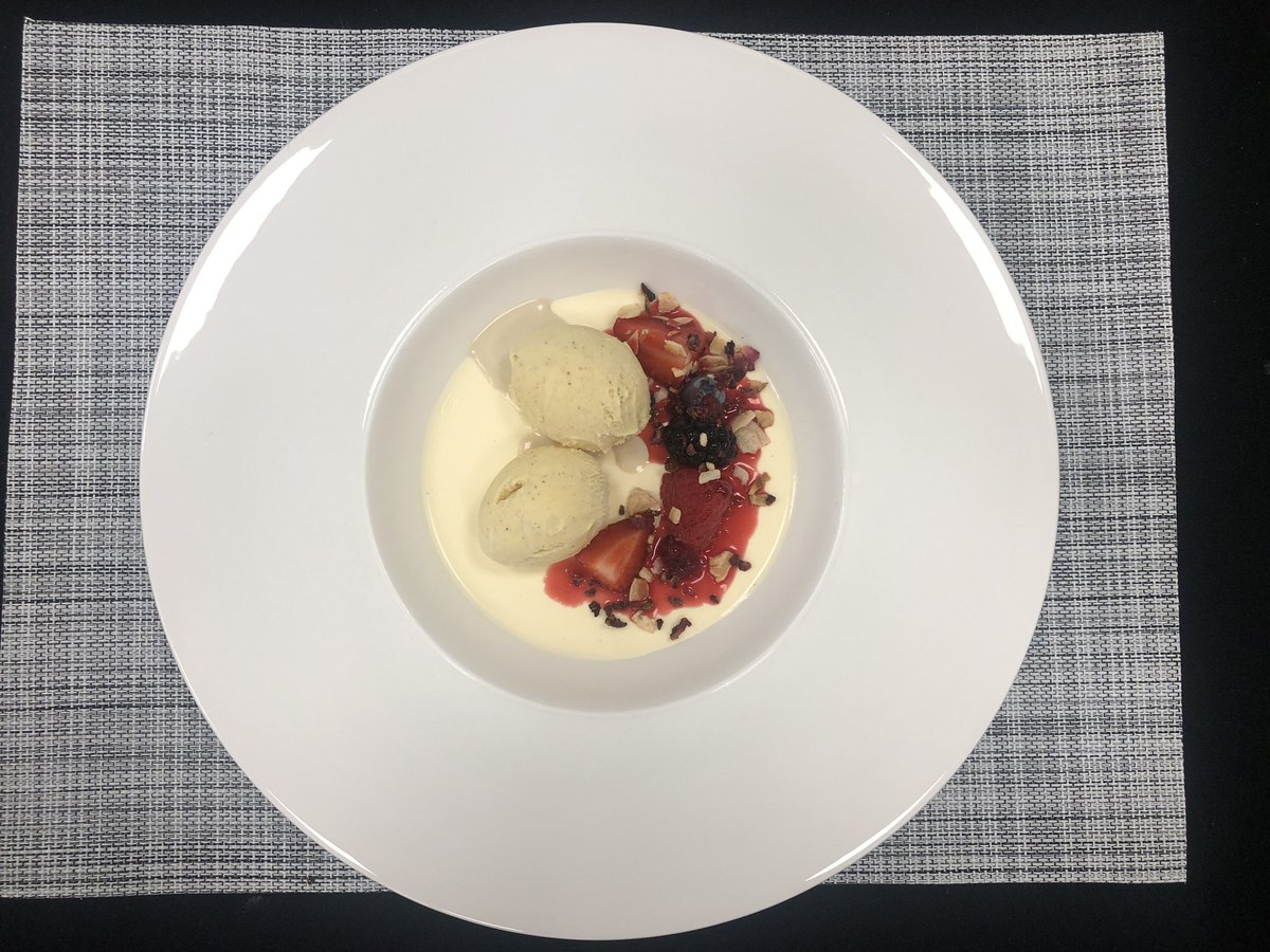 Thanks so much <a href="/FalconFoodserv/">Falcon Foodservice</a> for having us! Totally blown away by <a href="/FalconDevChef/">Falcon Chef</a> - pure talent in the kitchen! The equipment isn’t bad too! 😜.